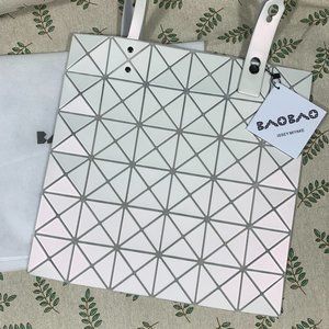 NWT Baby Issey Miyake Life Handbag Metal White